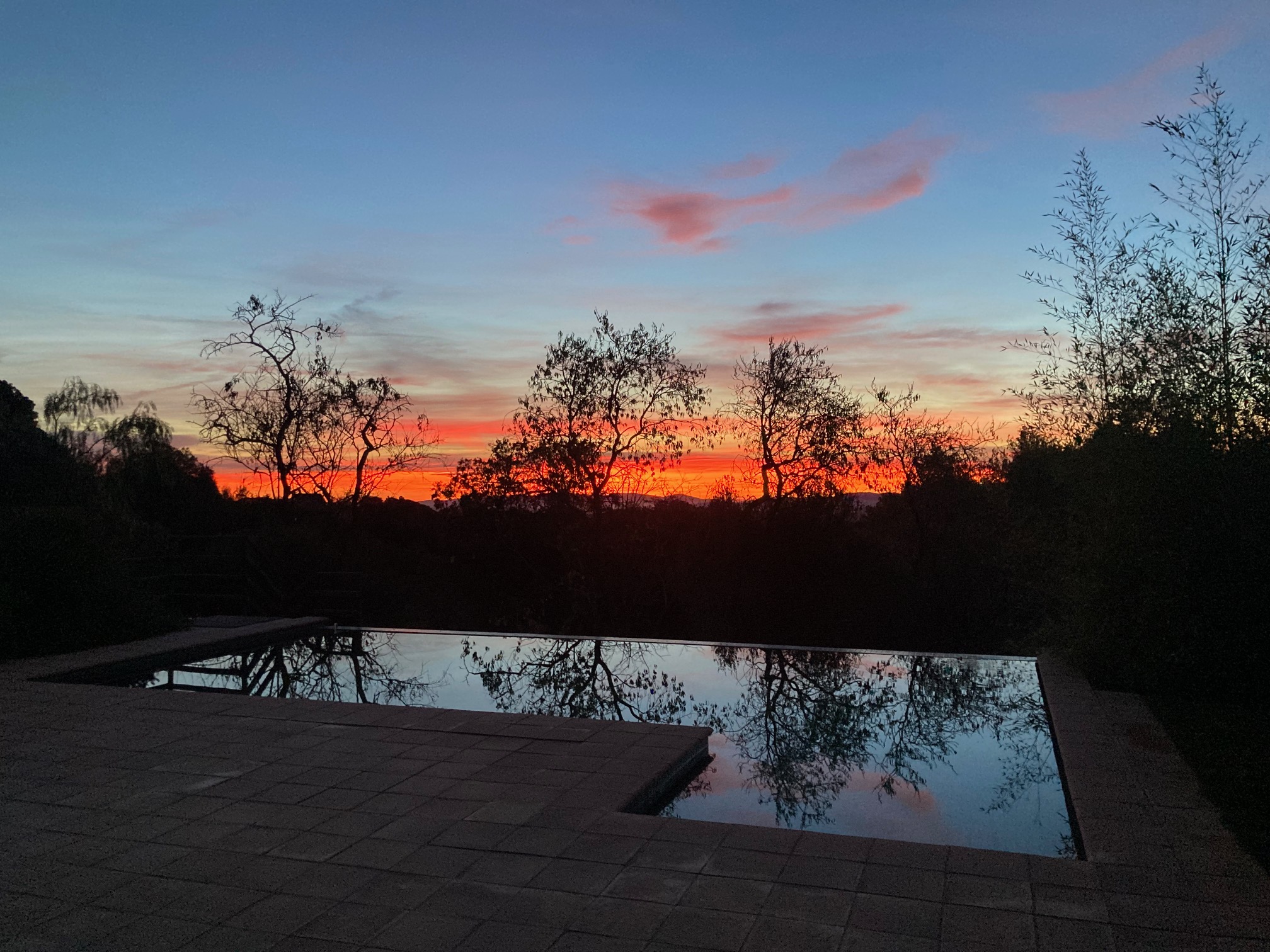 Piscina a l'alba
